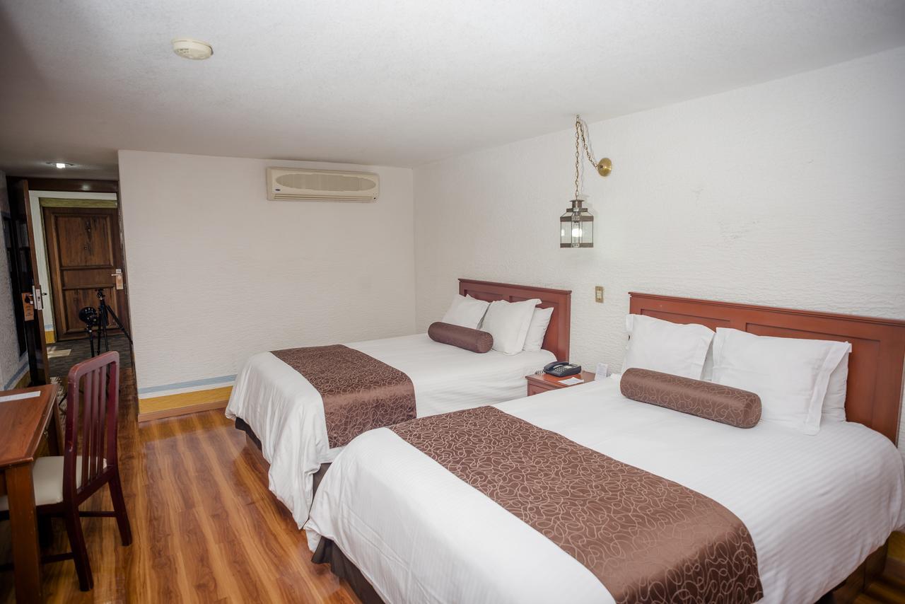 Howard Johnson By Wyndham Morelia Calle Real Екстериор снимка